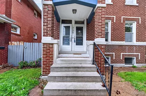 Exterior - 739 Dover Pl, Saint Louis, MO 63111 photo 1 of 3
