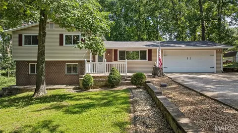 14 Brockton Cir, O'fallon, MO 63366
