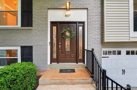 Entry Way - 837 Pontoison Dr, Manchester, MO 63021 photo 1 of 4