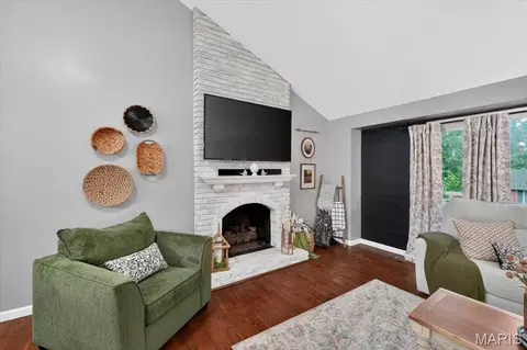 Living - 837 Pontoison Dr, Manchester, MO 63021 photo 5 of 9