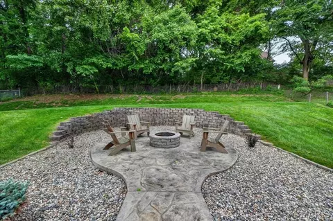 Exterior - 837 Pontoison Dr, Manchester, MO 63021 photo 7 of 12