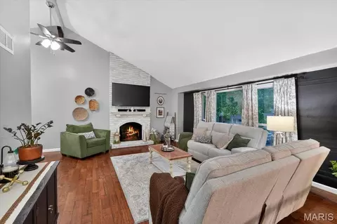 Living - 837 Pontoison Dr, Manchester, MO 63021 photo 2 of 9