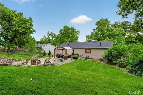 Exterior - 837 Pontoison Dr, Manchester, MO 63021 photo 5 of 12