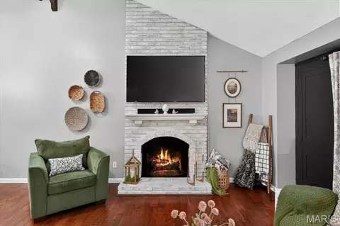 Living - 837 Pontoison Dr, Manchester, MO 63021 photo 4 of 9
