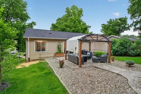 Exterior - 837 Pontoison Dr, Manchester, MO 63021 photo 11 of 12