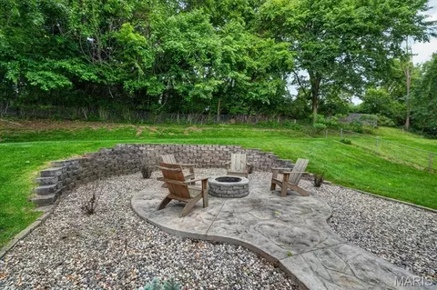 Exterior - 837 Pontoison Dr, Manchester, MO 63021 photo 6 of 12