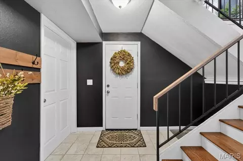 Entry Way - 837 Pontoison Dr, Manchester, MO 63021 photo 3 of 4