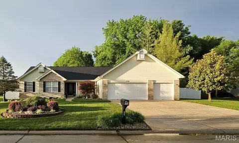1558 Prospect Lakes Dr, Wentzville, MO 63385