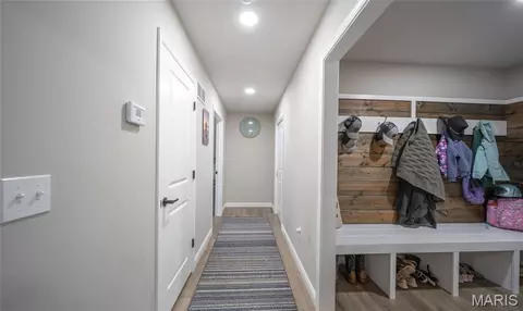 Entry Way - 103 Keagan Pl, Gerald, MO 63037 photo 5 of 9