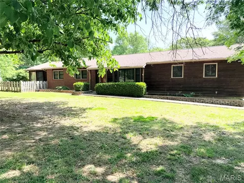 10430 County Road 8110, Rolla, MO 65401