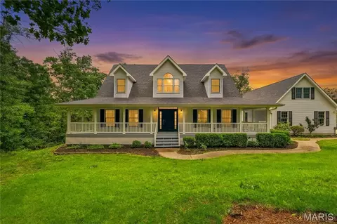 801 Honeyridge Rd, Catawissa, MO 63015