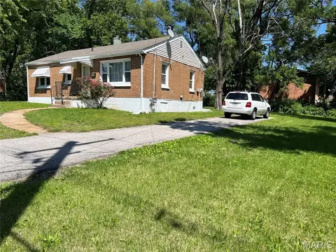 4138 Wright Ave, Saint Ann, MO 63074 photo 10