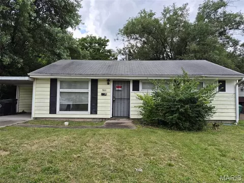 5511 Holborn Dr, Saint Louis, MO 63121