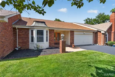 2435 Baxton Way, Chesterfield, MO 63017