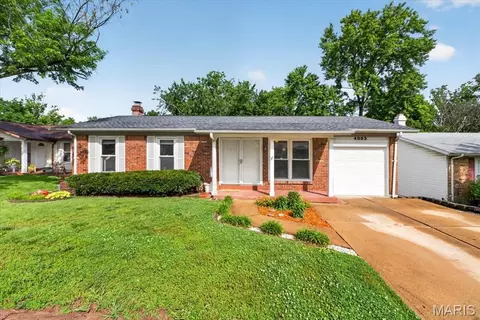 4083 Tarragona Dr, Saint Louis, MO 63129