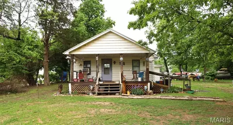 602 Main St, Mineral Point, MO 63660