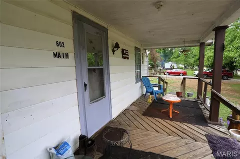 Exterior - 602 Main St, Mineral Point, MO 63660 photo 3 of 4
