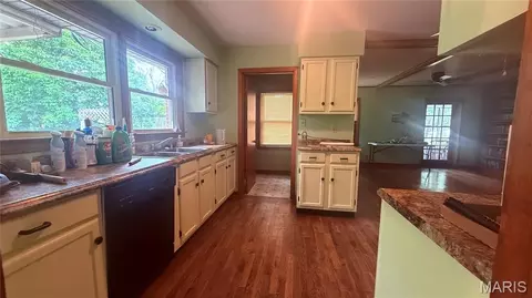 Entry Way - 1332 First St, Kennett, MO 63857 photo 3 of 3