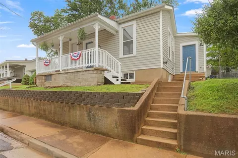 322 State St, Washington, MO 63090
