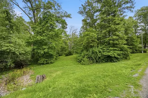 Nnn Joseph Drive, Pocahontas, IL 62275