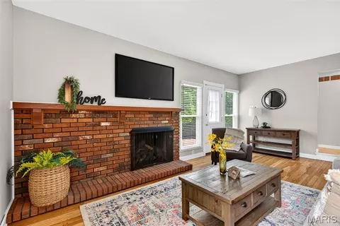 Living - 747 Sherwick Ter, Manchester, MO 63021 photo 3 of 3