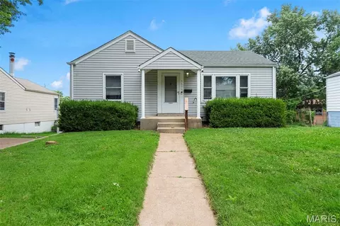 9659 Margo Ann Ln, Saint Louis, MO 63134