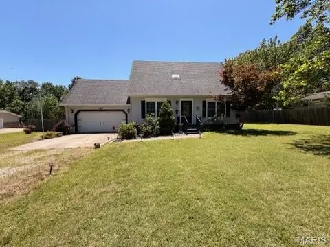 2810 E Old Oak Rd, Poplar Bluff, MO 63901