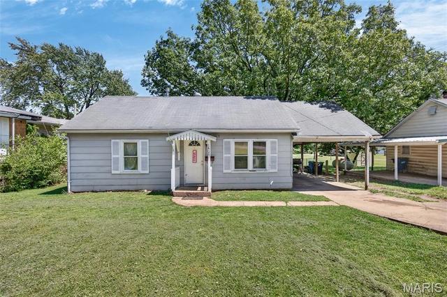 1400 S 1402 S Main St, Salem, MO 65560
