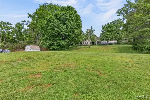 36 Firefly Ct, Manchester, MO 63021 photo 9