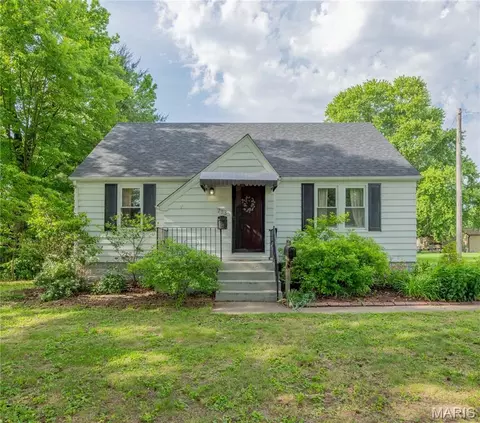 713 Frederick St, Edwardsville, IL 62025