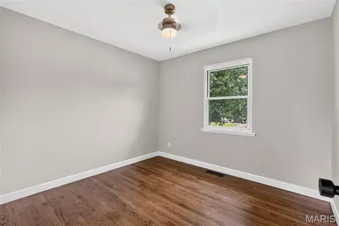 Bedroom - 643 Washington Dr, Arnold, MO 63010 photo 6 of 7