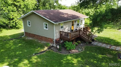 5863 Route 66, Mount Olive, IL 62069
