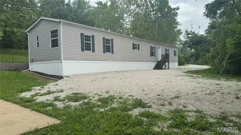 1577 Neff Rd, Saint Clair, MO 63077