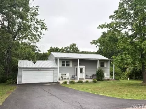 12065 Cedar Grove Rd, Rolla, MO 65401
