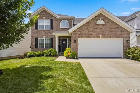 11051 Arbor Gardens Dr, Bridgeton, MO 63044