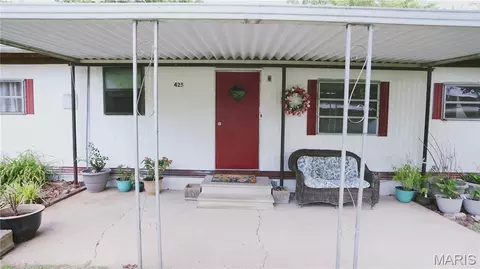 Exterior - 425 Eisenhower St, Rolla, MO 65401 photo 3 of 6