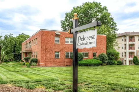 1 Delcrest Ct #103, Saint Louis, MO 63124