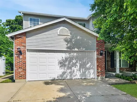 58 Fawn Oaks Dr, O'fallon, MO 63366