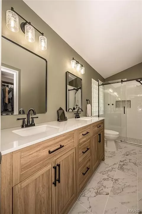 Bath - 7313 Cinnamon Teal Dr, O'fallon, MO 63368 photo 3 of 6