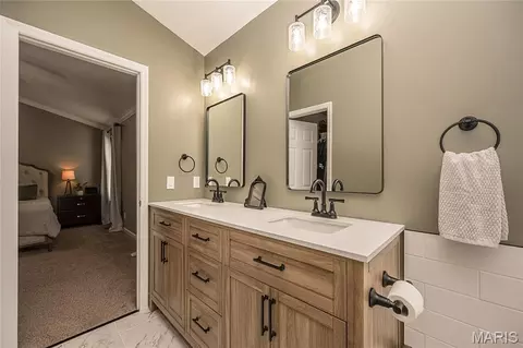 Bath - 7313 Cinnamon Teal Dr, O'fallon, MO 63368 photo 4 of 6