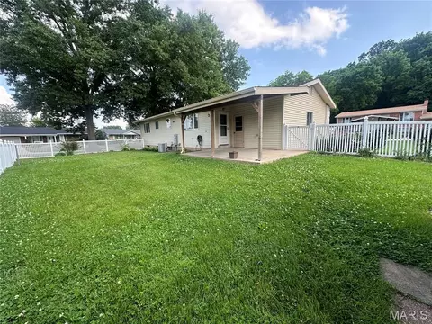 Exterior - Undisclosed, Arnold, MO 63010 photo 5 of 9