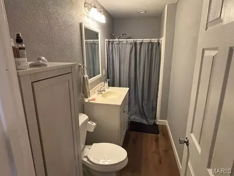 Bath - 39665 Bernard Rd, Malden, MO 63863 photo 1 of 2