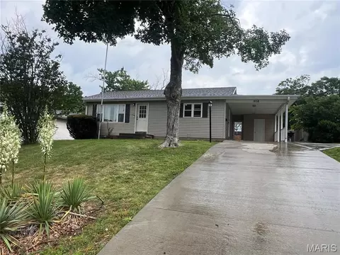 1858 New Madrid St, Cape Girardeau, MO 63701