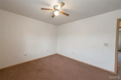 Bedroom - 318 E Ww Circle Dr, Belle, MO 65013 photo 6 of 9