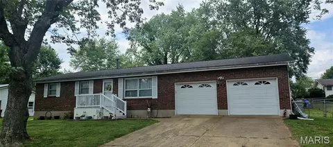 315 Smith St, Farmington, MO 63640