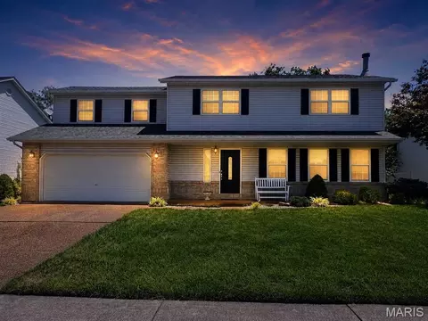 716 Sundance Trl, Troy, IL 62294