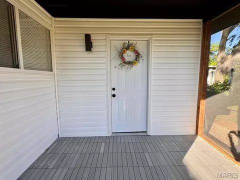 Exterior - 8408 Buckthorn Dr, Berkeley, MO 63134 photo 3 of 4