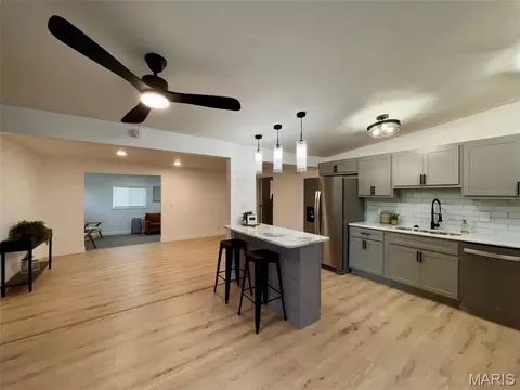 Kitchen - 8408 Buckthorn Dr, Berkeley, MO 63134 photo 7 of 7