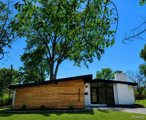 8408 Buckthorn Dr, Berkeley, MO 63134