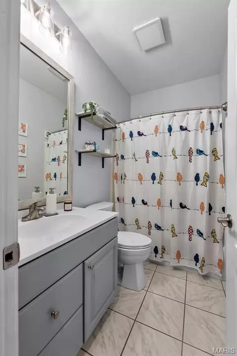 Bath - 2751 Ridgeway Dr, Jackson, MO 63755 photo 1 of 3